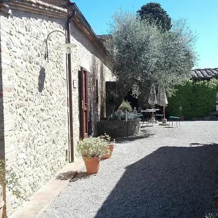 L'aia Country Holidays Casa di campagna